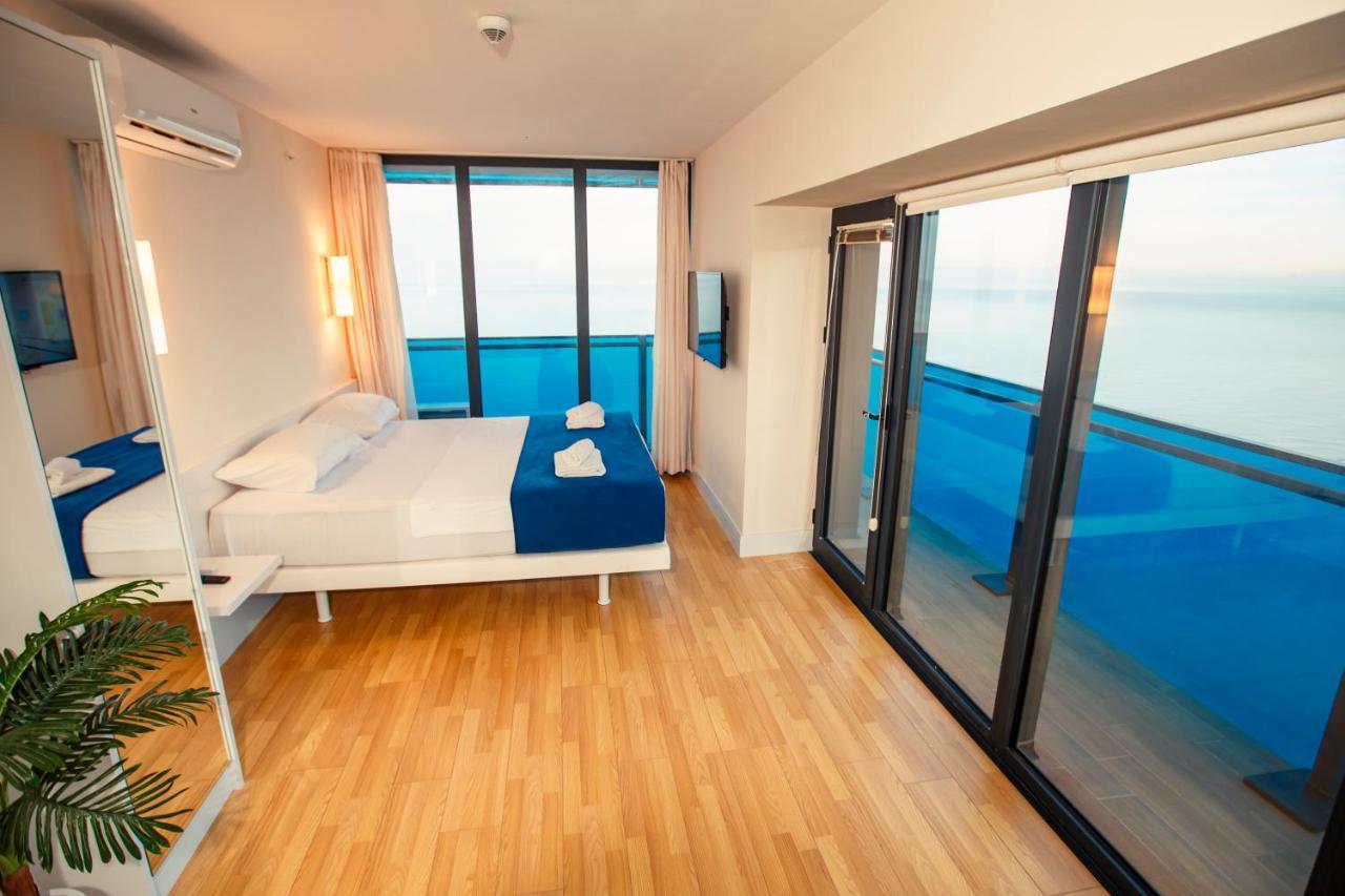 Panorama Orbi City Center Suite Sea View Batumi Exterior photo
